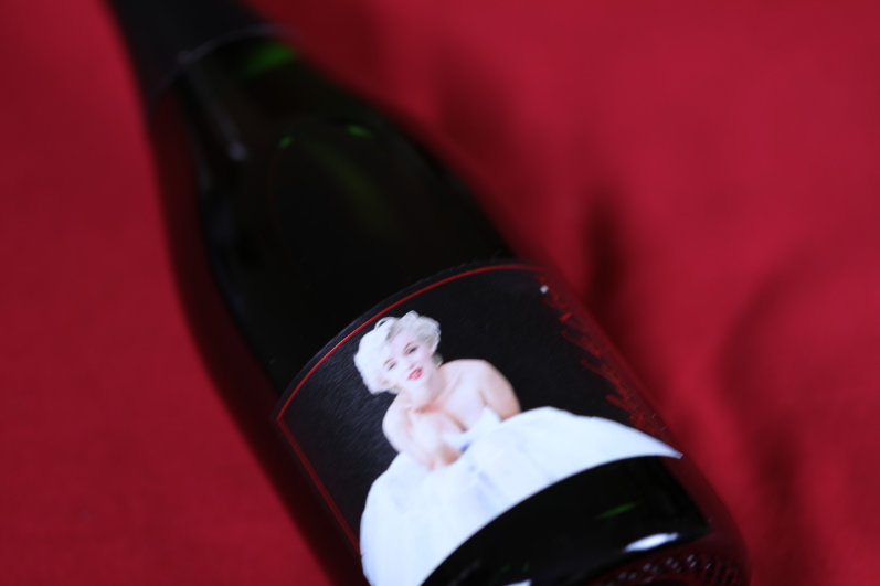 Marilyn Wines bottle photo slideshow